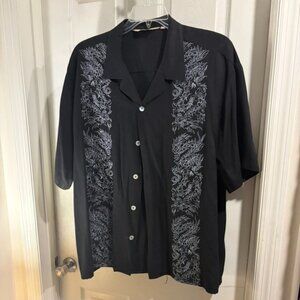 DaVinci very cool dragon emborioed shirt